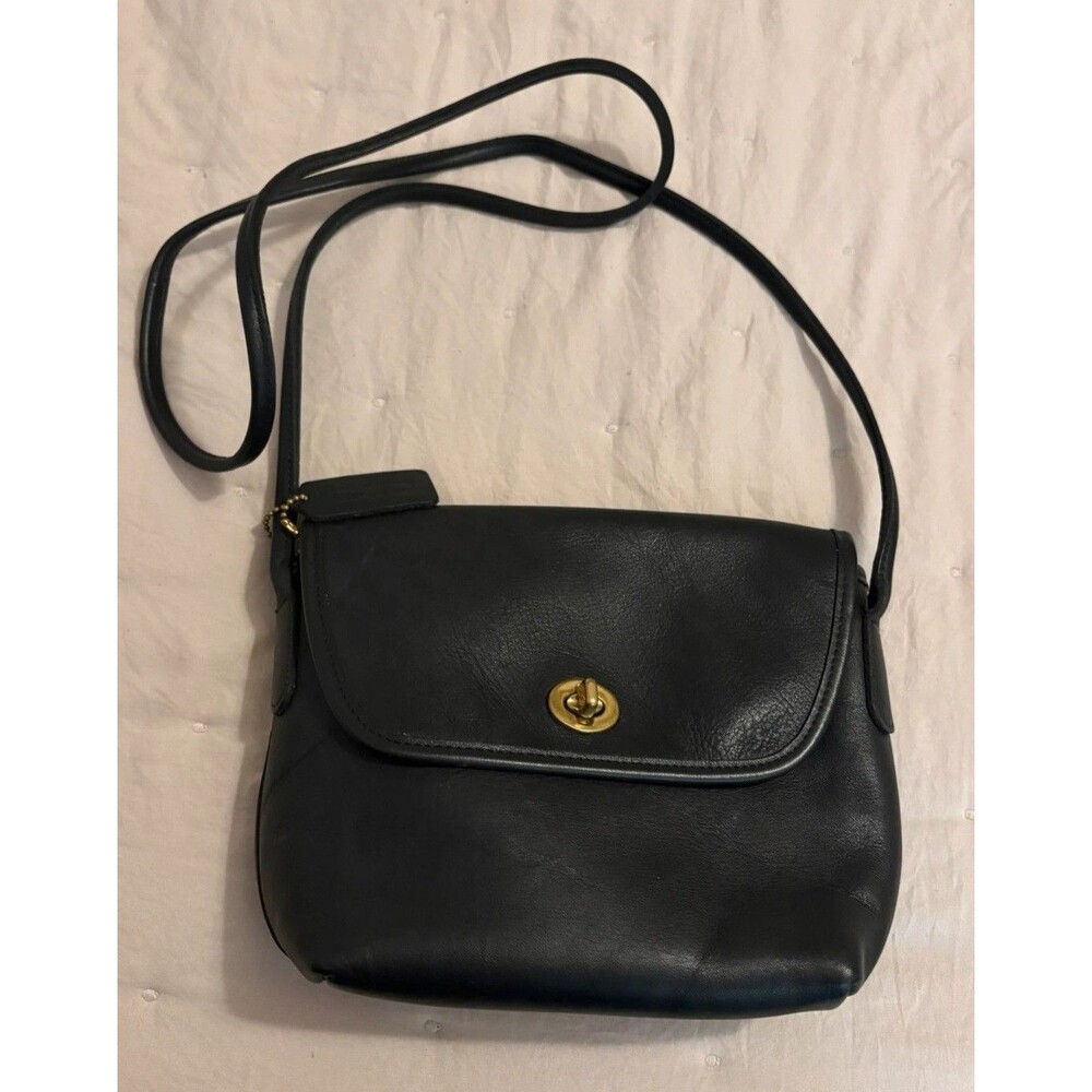 VINTAGE Coach Quincey 9919 Black Leather Crossbody Bag Turnlock Made USA 1995